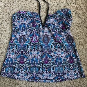 Women’s halter tankini swimsuit top